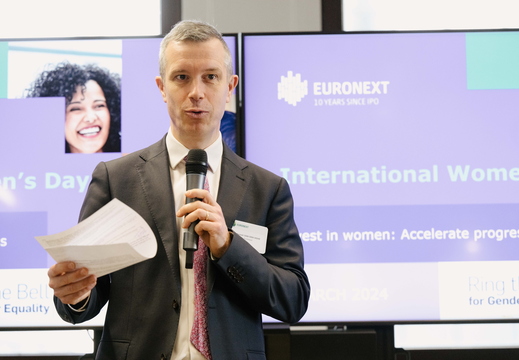 INTERNATIONAL WOMAN'S DAY-08-03-24     ©Jules Toulet -37