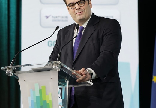  Kyriakos Pierrakakis